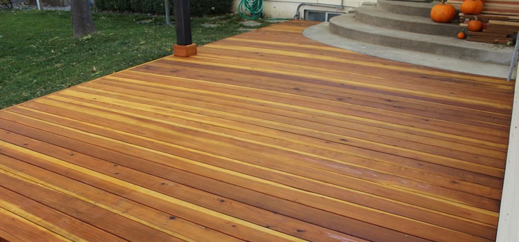 Smooth Redwood Decking in Stevenson Ranch, CA